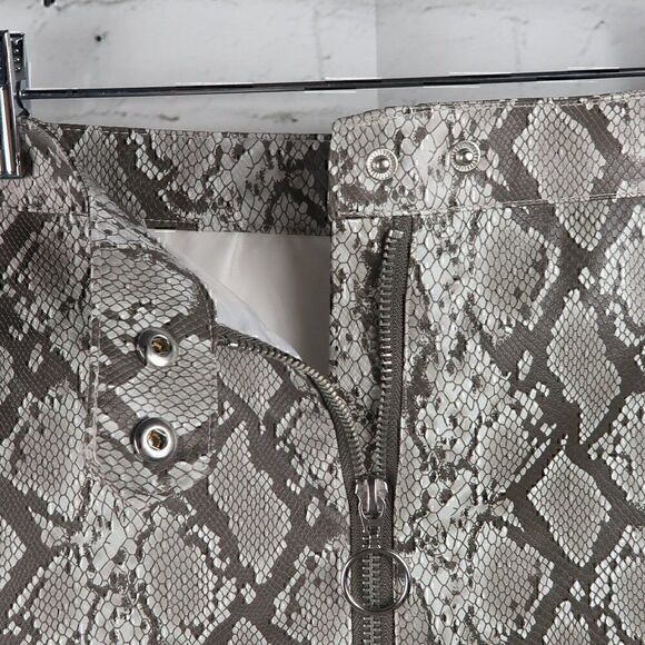 DIVIDED BY H&M GREY FAUX SNAKESKIN MINI SKIRT SIZE 8 - Picture 8 of 8